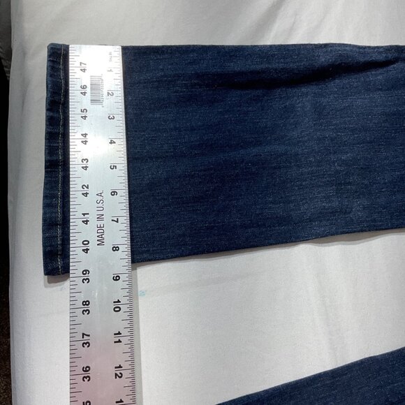 Levis Womens 515 Bootcut Jeans Size 12 Medium Wash Stretch Denim - Picture 9 of 12